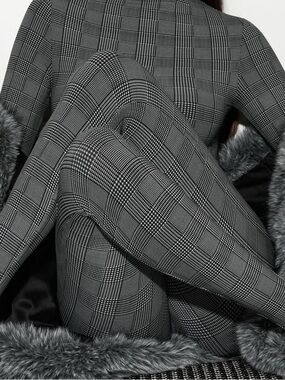 Naked wardrobe Houndstooth checkered stirrup leggings size small